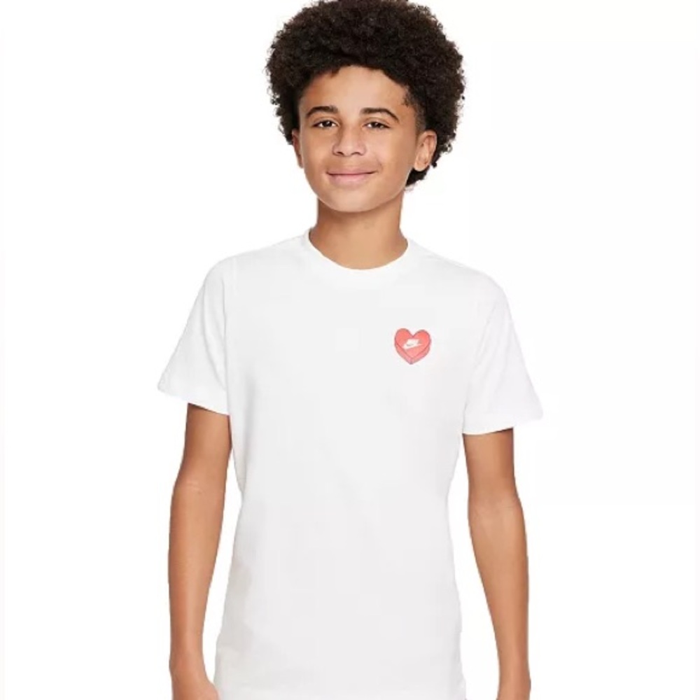 Nike Sportswear Valentine Printed T-Shirt Size Medium - Picture 3 of 10